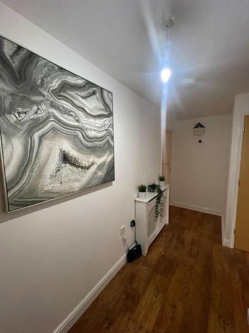 לונדון Flamingo Apartments Woolwich Free Parking And Wi-Fi מראה חיצוני תמונה